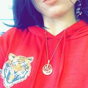 Meet your Posher, Majabin